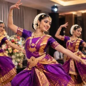 indian-dancers
